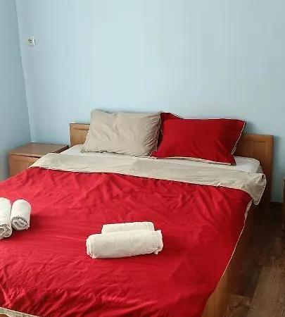 за гости