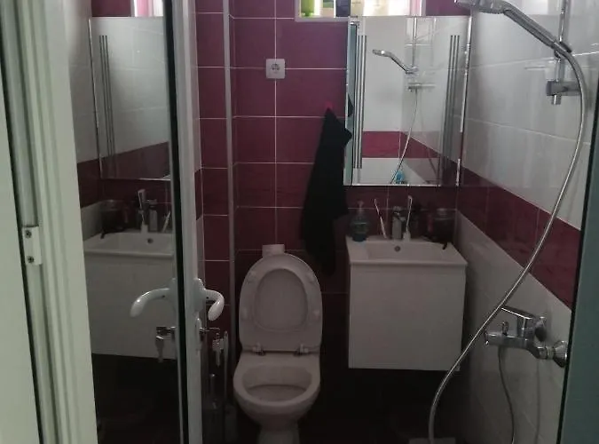 Gæstehus за гости