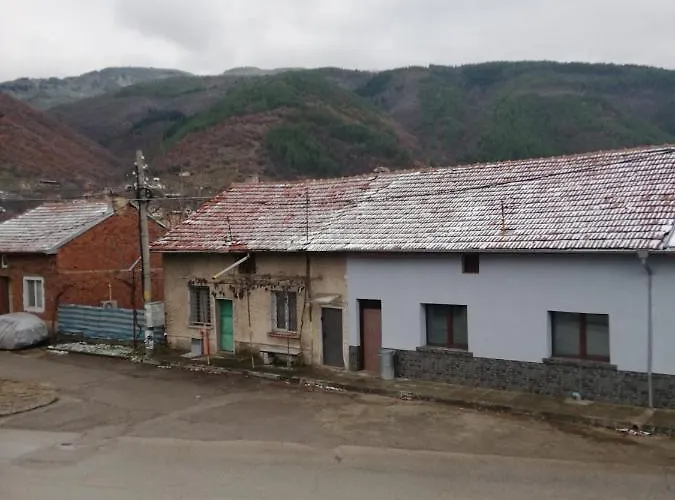 за гости Gæstehus *