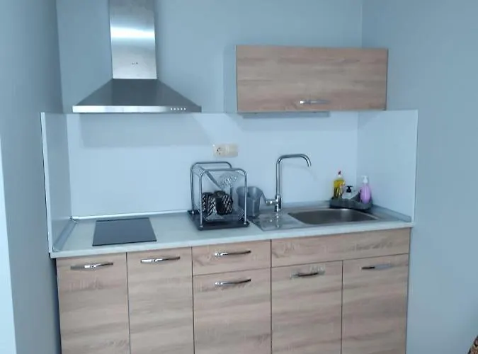 Gæstehus за гости *